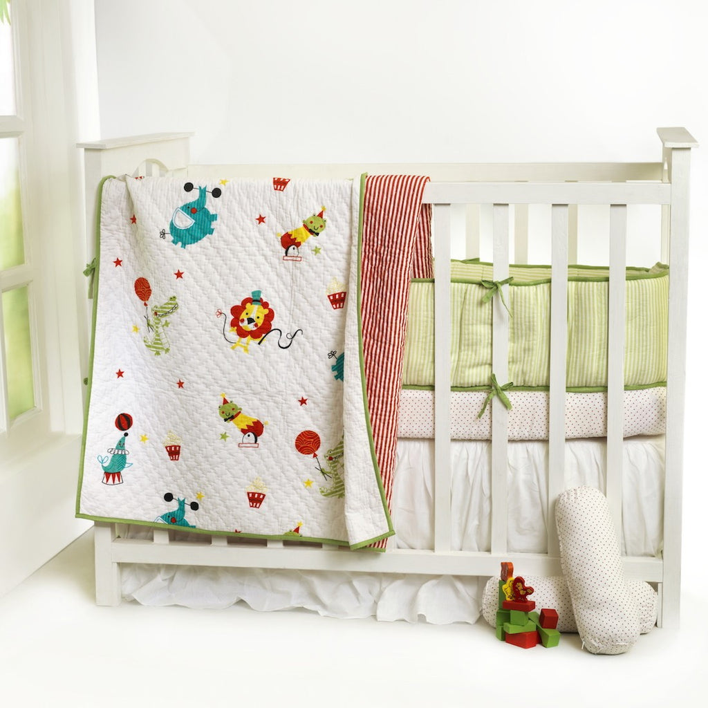 Circus Circus Quilt <br> <span style="font-size: 11px; font-family:Helvetica,Arial,sans-serif;">Can Be Personalised, Reversible</span>