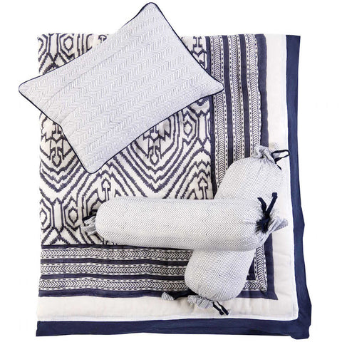 products/Clearwater_Bay_Bedding_Set_1.jpg