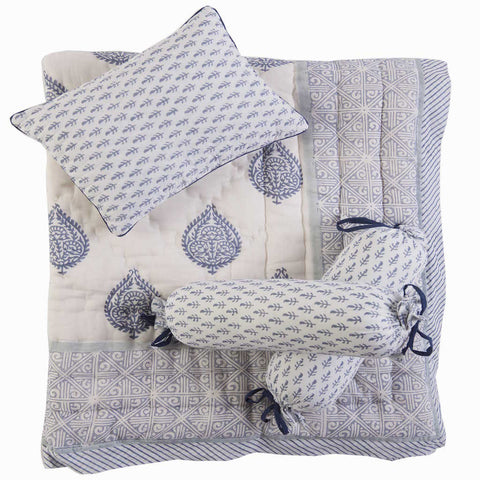 products/Fort_Bedding_Set_1.jpg