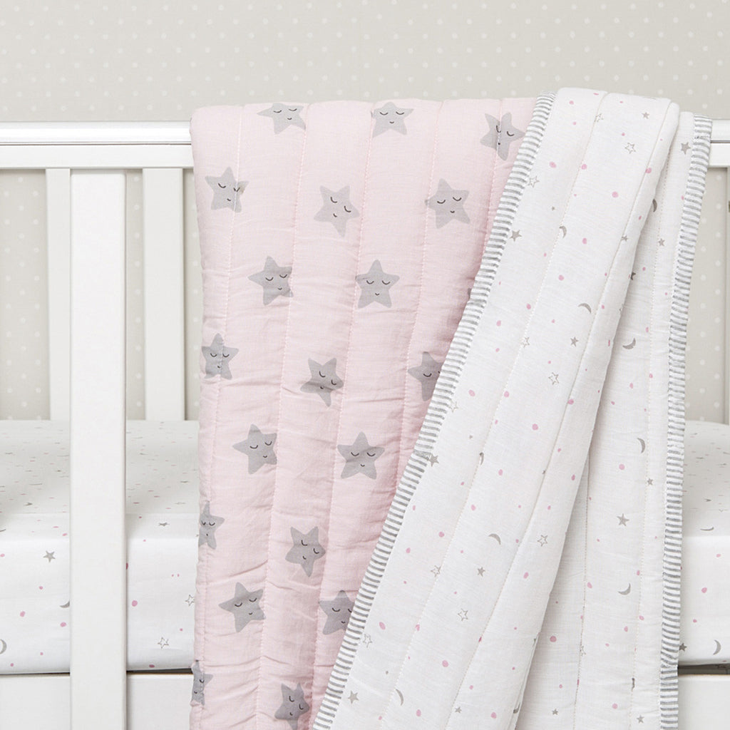 Tuck Me In Gift Bundle <br> Pink Star<br><span style="font-size: 10px;">Can be Personalised</span>