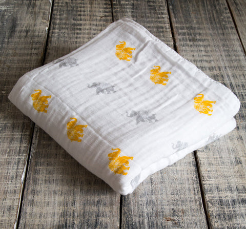 products/Snug_Blanket_-_Elephant_2.jpg
