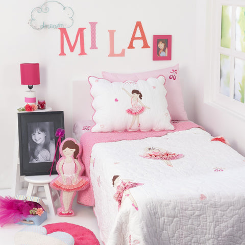 products/Twirls_n_Swirls_Bedding_Collection.jpg
