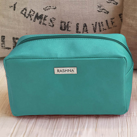 products/aqua_pouch1_fb1f3fc4-0392-426c-b8d0-557b029792dd.jpg
