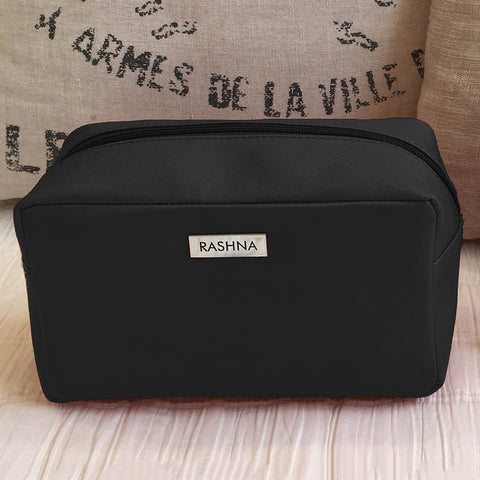 products/black_pouch1_d5ce6a15-afa7-44b5-9ee3-6734a98825ff.jpg