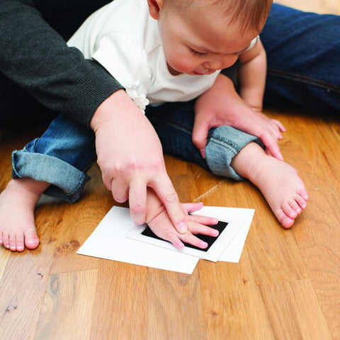 products/clean-touch-inkpad-with-kid_4f961d45-5261-4be8-ae9f-490359236486.jpg